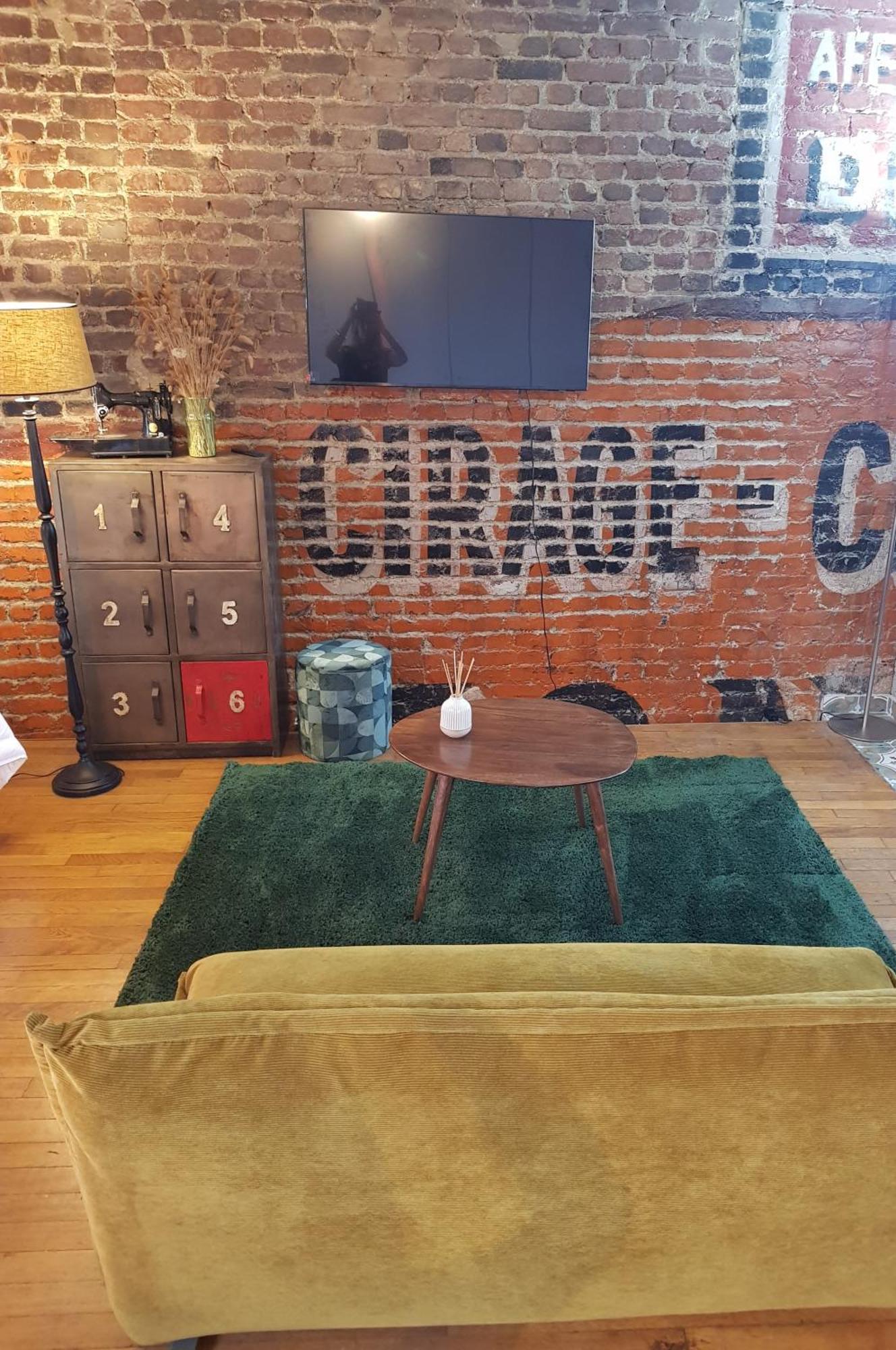 Appartement Mini Loft Avec Terrasse